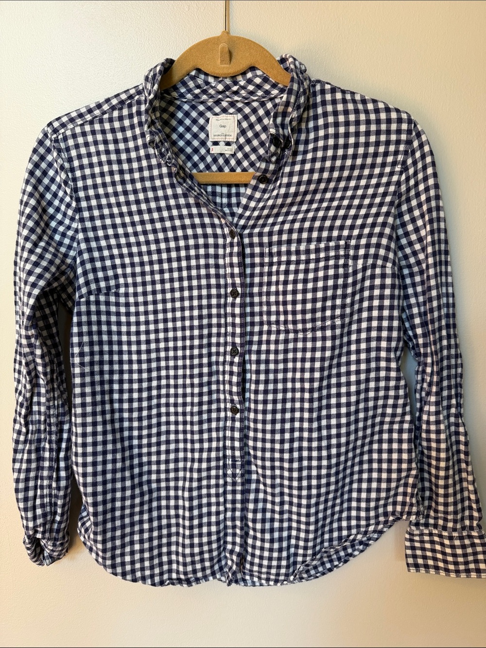 GAP Navy and White Gingham Button-Down Shirt